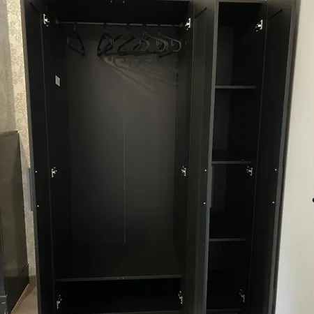 Appartement Proche De Lieux Touristiques à *