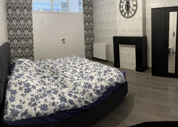 Proche De Lieux Touristiques A